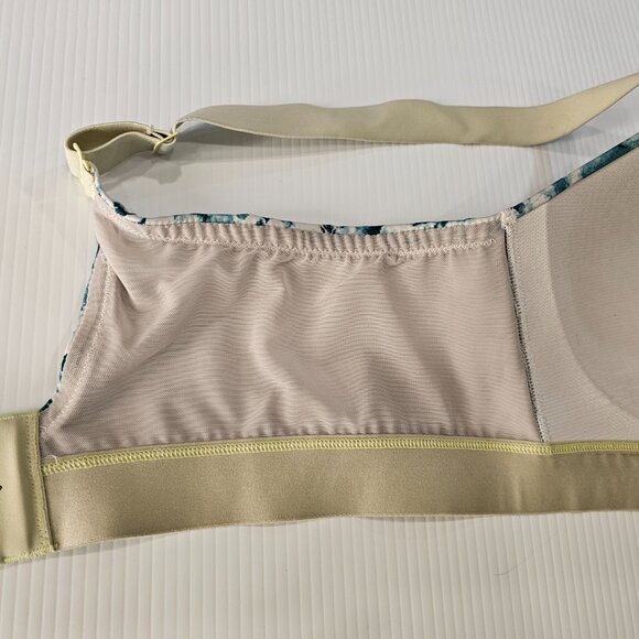 Kinetic Adjustable Sports Bra - Picture 6 of 8